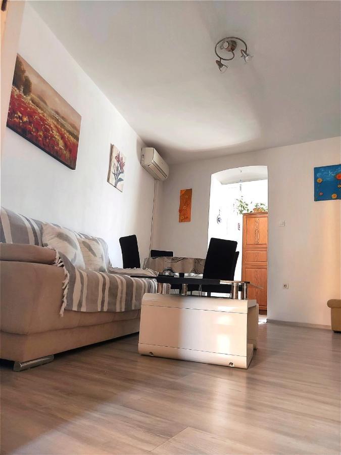 Apartma_samy